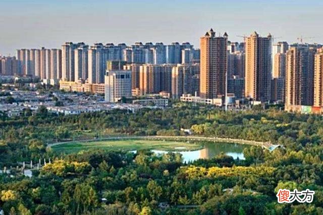 【爱历史】安阳一处城中村,夜晚非常热闹,被称为“俊男靓女”的聚集地