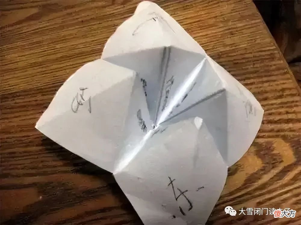 钻洞吃蛇掏鸟蛋，暴力动画看个遍，八零后的绝版童年你羡慕了吗？