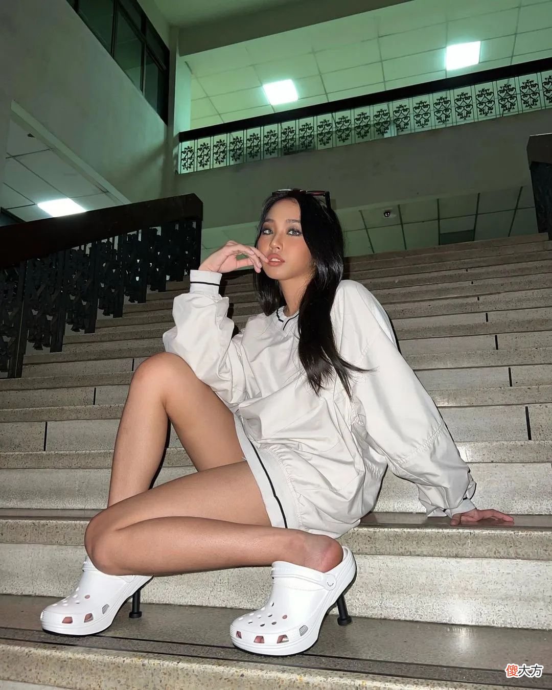 【时尚一点】除了Lisa就是她！这个登上科切拉舞台，还和王嘉尔是好友的泰国Rapper到底是谁？
