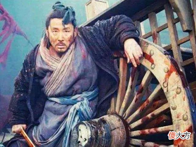 【历史故事】韩信投奔汉营却当逃兵，刘邦气得要杀他，为何最终又拜其为将军？