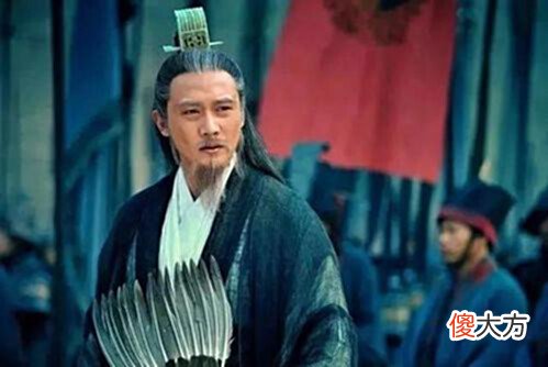 【历史故事】刘备真不想当皇帝?诸葛亮:把主公4个儿子的名字,连起来喊3遍