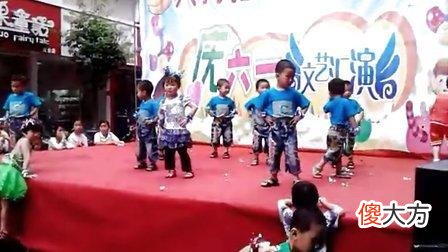 表演节目还是分享美食？幼儿园的庆祝活动真的让家长和老师心累