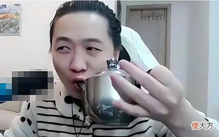 【游戏世界】德华又破防了,难得玩一次射手,却被钟馗质疑实力不得行