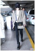 【就爱时尚】王丽坤的西装怎么穿才能展现个性特色
