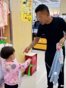 【时尚一点】孩子穿公主裙的审美观，家长的审美观一言难尽