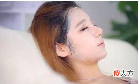 【时尚一点】早上敷面膜好还是晚上？时间弄对很关键