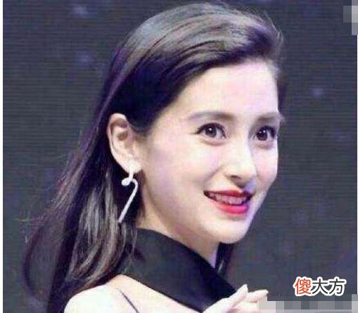 【就爱时尚】女人开始衰老的3个“隐形信号”,你到第几个了?