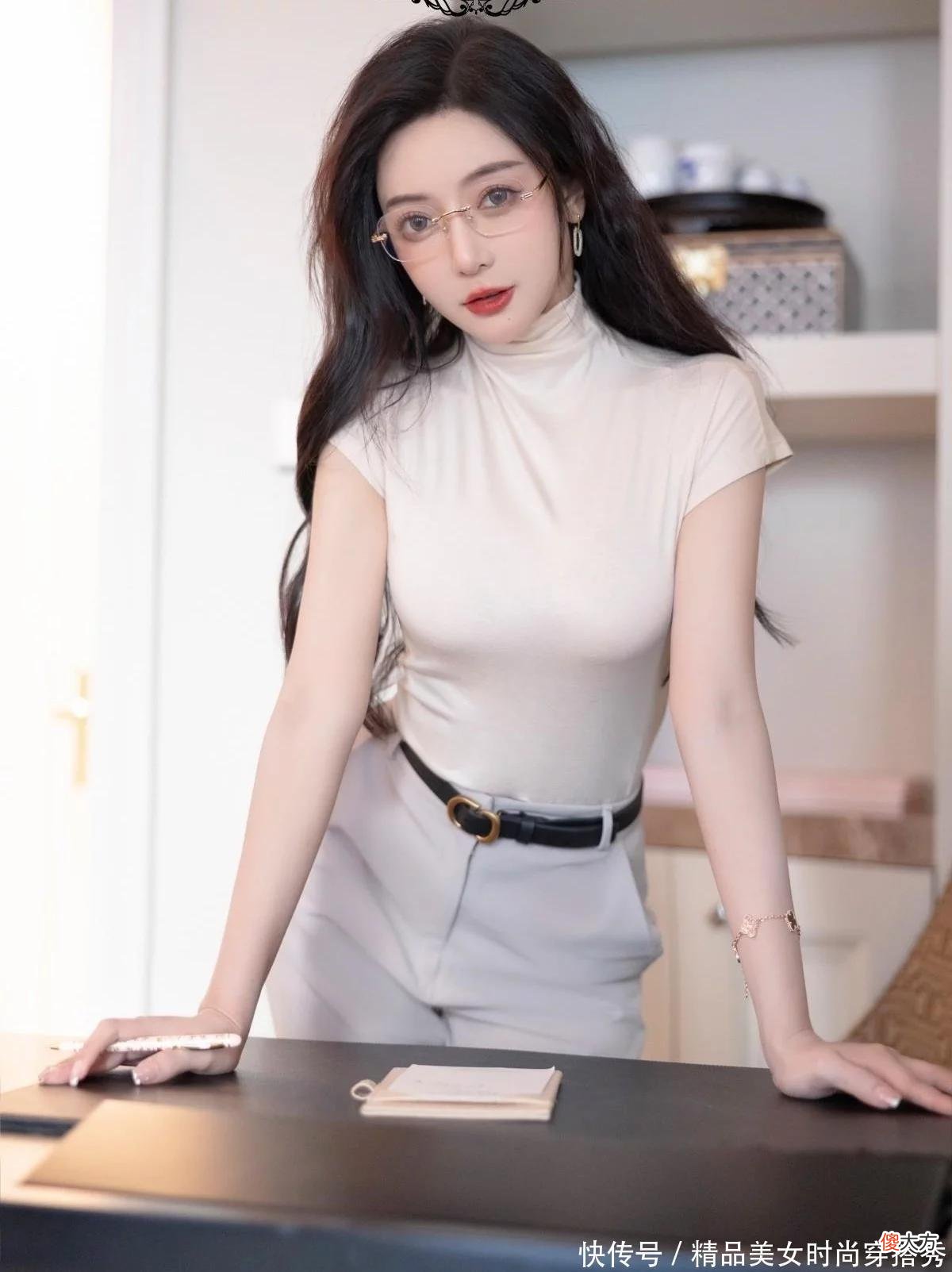 【就爱时尚】轻熟风的女生穿搭，满满的御姐范，不管是职场还是日常，都是OK的