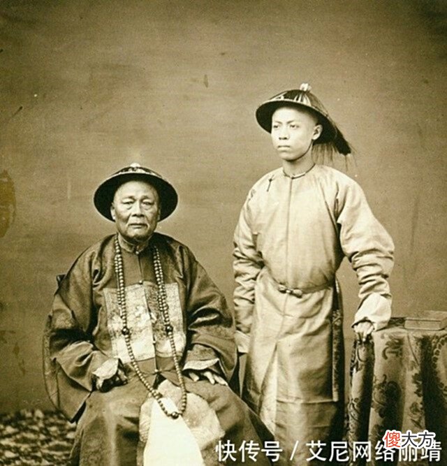 【爱历史】晚清珍贵历史老照片官员威风凛凛，穷人衣衫褴褛，图6让人心酸