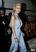 【就爱时尚】如何利用连体裤去搭配自己？