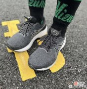 【时尚一点】618值得买的亚瑟士跑鞋，京东、天猫、唯品会三大平台价格对比推荐！