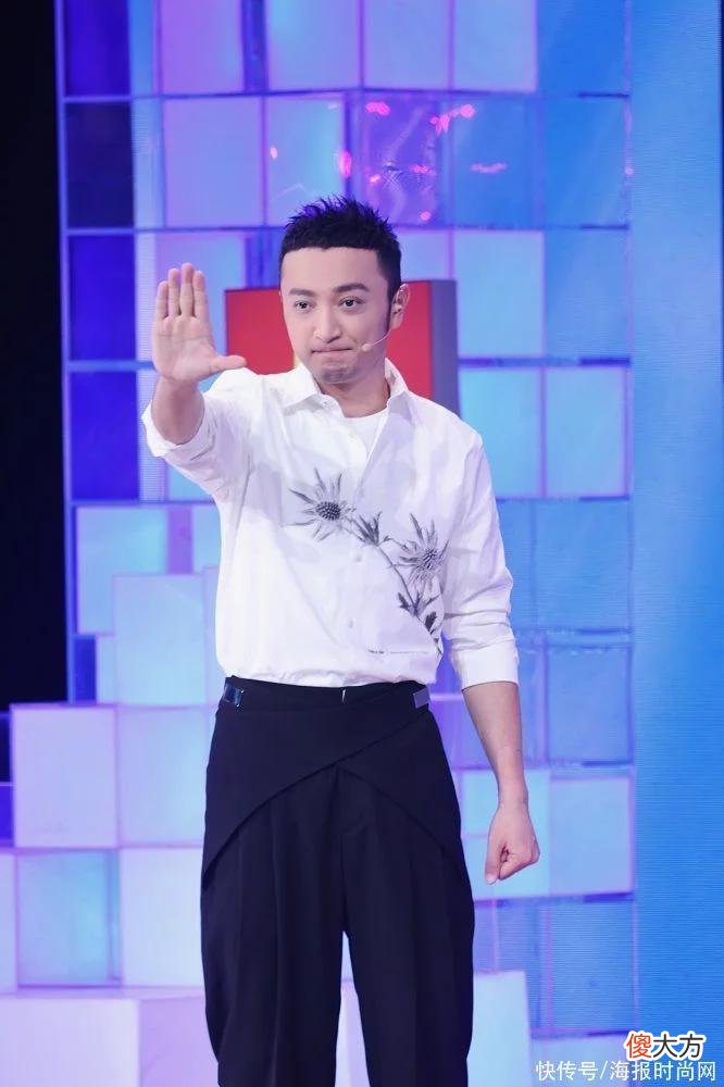 【就爱时尚】众星演绎Ted Baker色彩主义 尽释优雅魅力