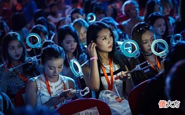 【游戏迷】“榜一大哥”将消失秀场转型路在何方？