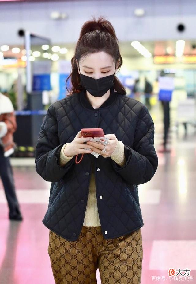 【时尚一点】秋冬夹棉外套怎么搭配好看？