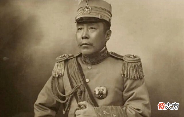 【历史故事】孙殿英当土匪挖清陵，结果其子孙天义却成了学富五车的教授