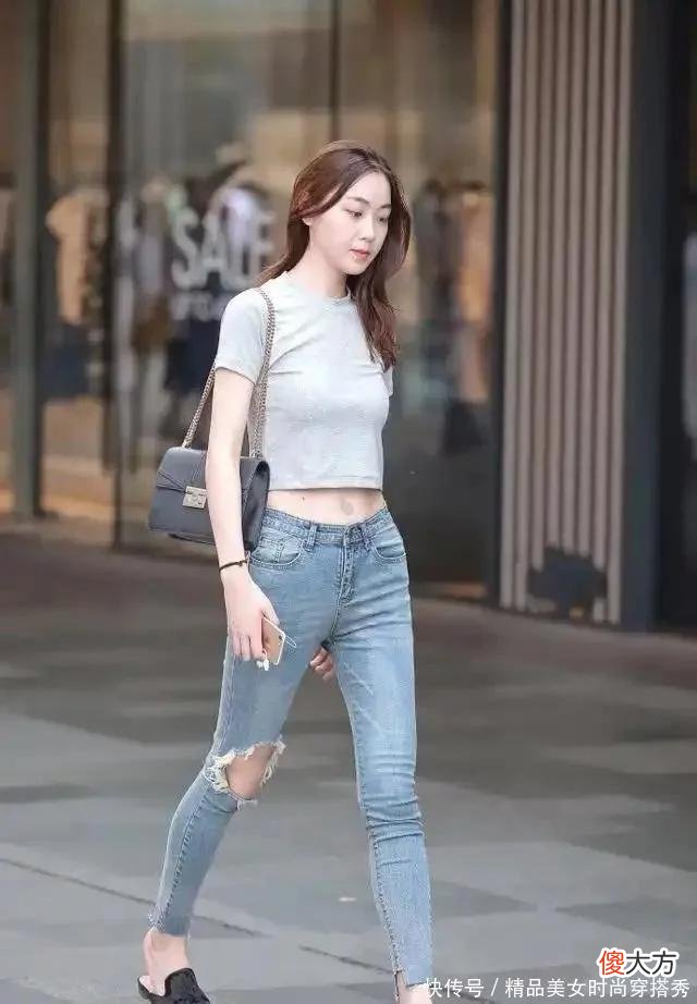 【就爱时尚】正点靓女穿搭紧身牛仔裤 性感迷人 街拍美图合集分享展示