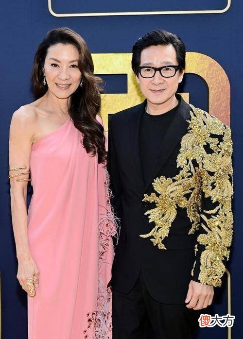 【时尚一点】杨紫琼太适合穿粉色，不仅不幼稚，气质还挺高贵