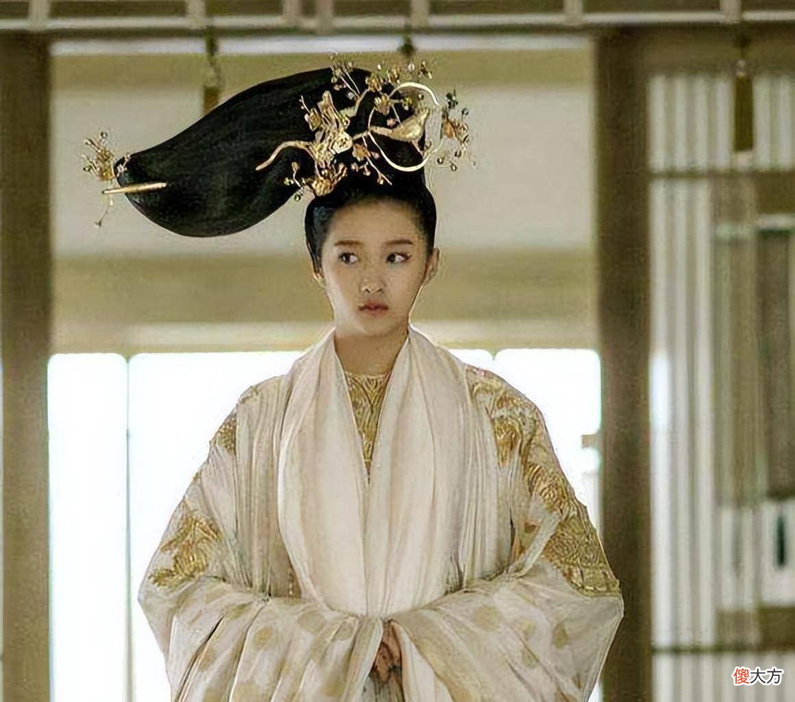 【就爱时尚】造型师忽略了造型师会怎么打扮自己，看到何润东瞬间懵了