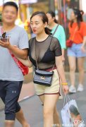 【就爱时尚】街上会穿衣的美女，好养眼，为啥都是别人家的？