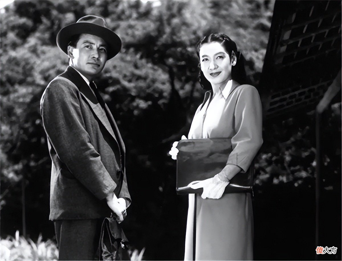 【爱历史】案例：女演员原节子，被送给麦克阿瑟当情人，终生未嫁，享年95岁