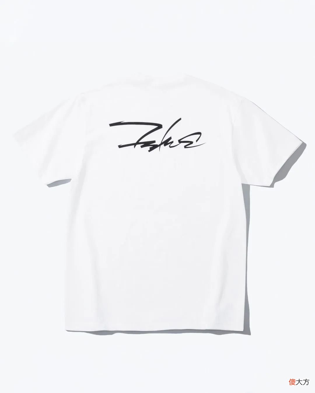 【时尚一点】Supreme“重磅联名”明天发售！比 T 恤更想要的是……