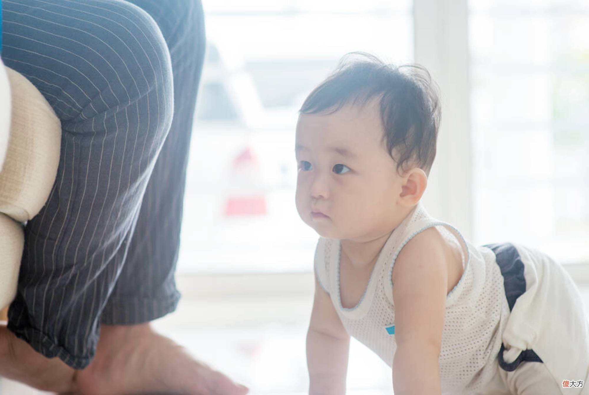 宝宝穿衣多少，影响长大后的“幸福感”？有科学道理，别知道太晚