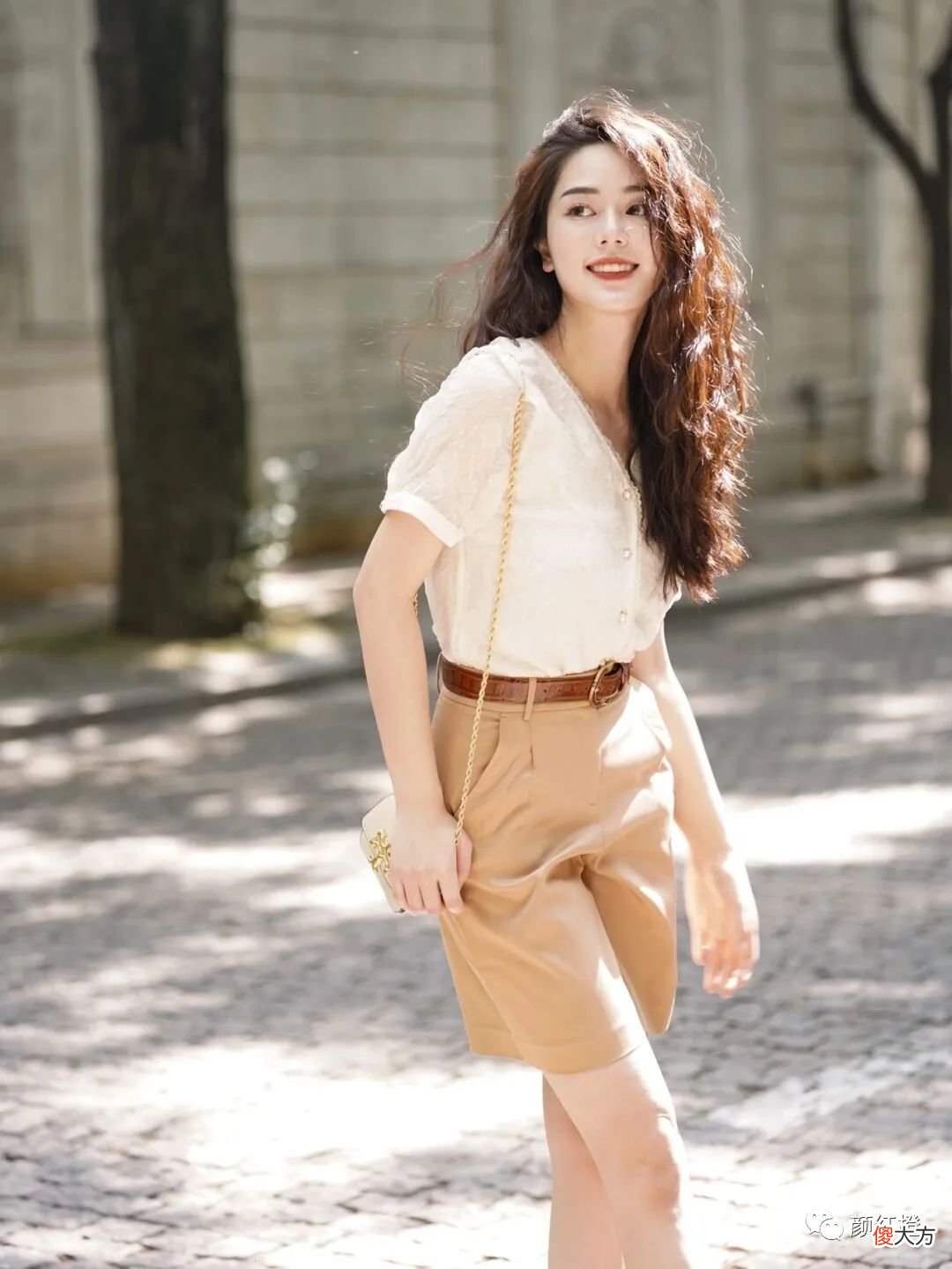 【时尚一点】时髦的女人夏天都不乱打扮，只需用这几款单品，轻松打造高级感