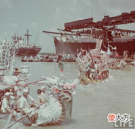 【爱历史】老照片 民国时期上海最后一次赛龙舟 好不热闹