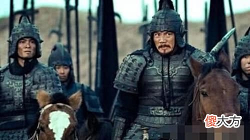 【历史故事】三国里最痛惜的大将，战平赵云完爆张辽，最后死于此人刀下