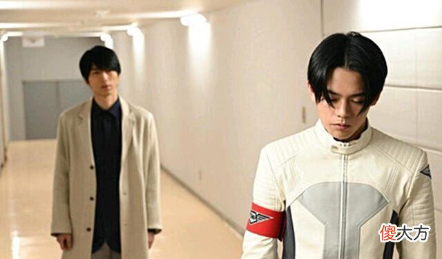 【游戏世界】假面骑士revice38话先行图战无不胜的最终形态究极revice登场
