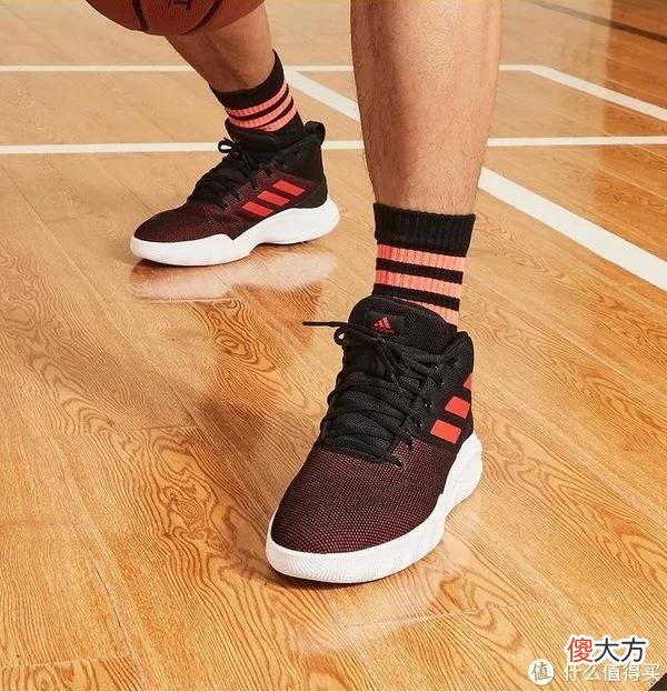 【就爱时尚】32款阿迪达斯精选篮球鞋——300元以下好价格推荐汇总
