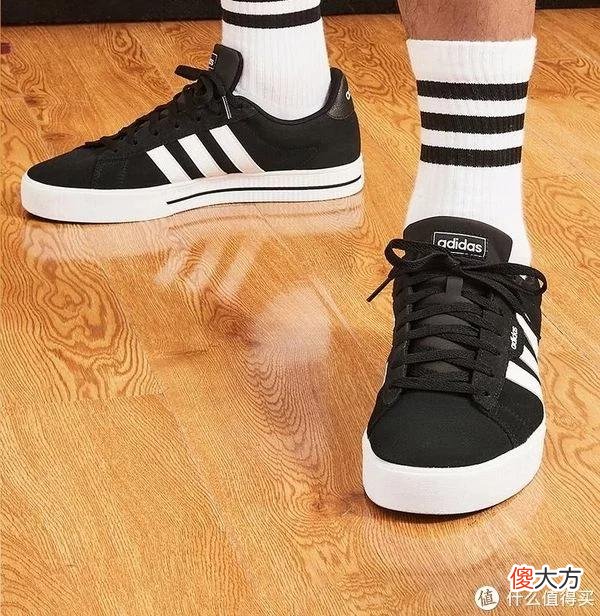 【就爱时尚】32款阿迪达斯精选篮球鞋——300元以下好价格推荐汇总