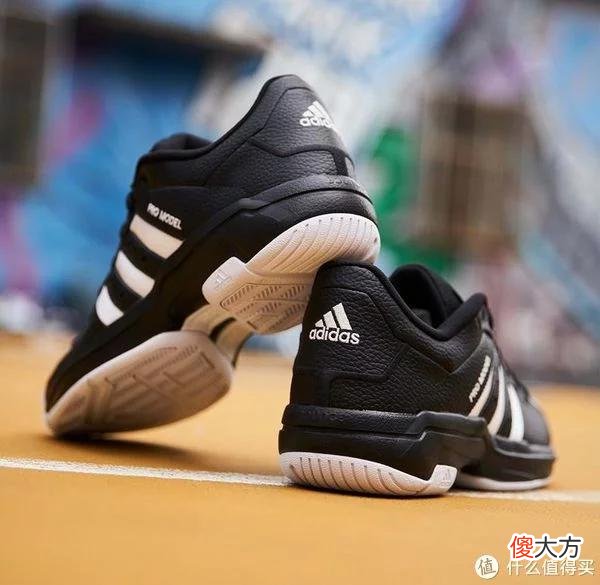 【就爱时尚】32款阿迪达斯精选篮球鞋——300元以下好价格推荐汇总