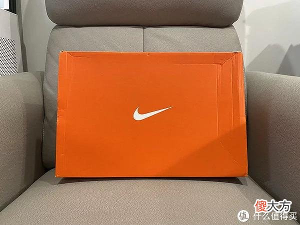 【时尚一点】超舒服的跑鞋NIKE ZOOMX INVINCIBLE RUN FK