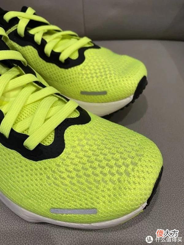 【时尚一点】超舒服的跑鞋NIKE ZOOMX INVINCIBLE RUN FK