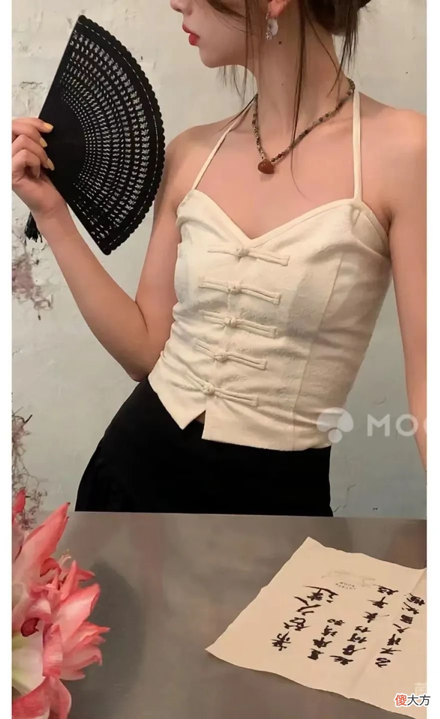 【就爱时尚】风格多变的夏日吊带快快收入囊中！