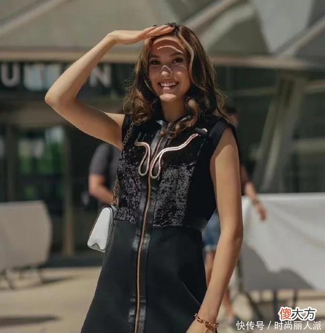 【时尚一点】谷爱凌首次担任颁奖嘉宾！穿短裙亮相，和“大魔王”同框气场不输