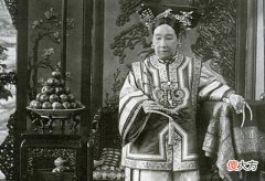 【历史故事】老人收藏慈禧唯一真实照片,专家问多少钱才捐,老人如何回答的