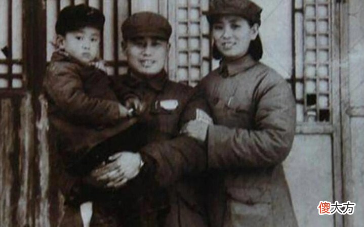 【爱历史】王近山晚年求医无门,上京求助老部下,对方一个电话就解决