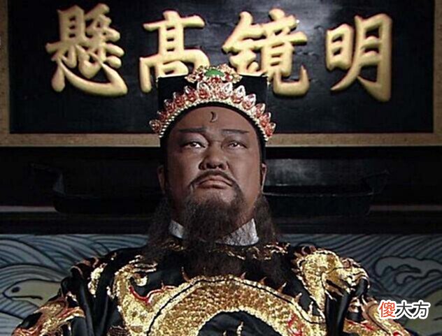 【历史故事】包拯六十岁时,感慨老来无子,儿媳跪地相告:您的儿子已经两岁了