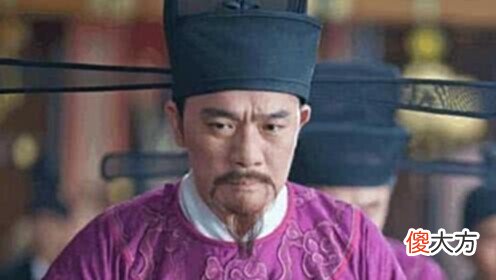 【爱历史】宰相嘲笑皇帝没有儿子，皇帝顿时无言以对，回宫后抱头痛哭