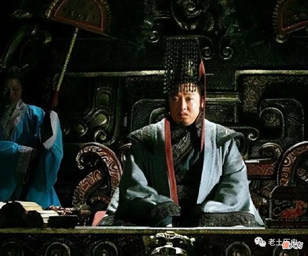 【爱历史】屈原、李白和纪晓岚都是一路货色，他们有个共同的名字叫弄臣
