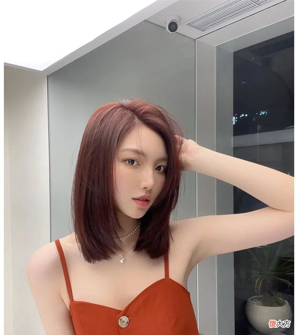 【时尚一点】这才是当下最火的发型，利落个性很有特色，剪完就是美