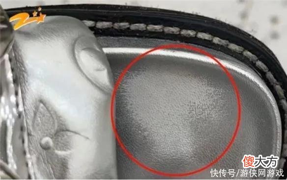 【就爱时尚】LV凉拖掉色官方称不算质量问题!网友:智商有问题