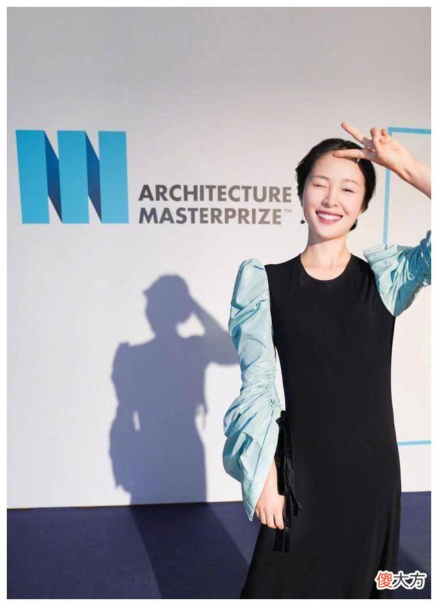 【时尚一点】江一燕获美国建筑师大奖，穿长袖长裙出席活动，谁更亮了