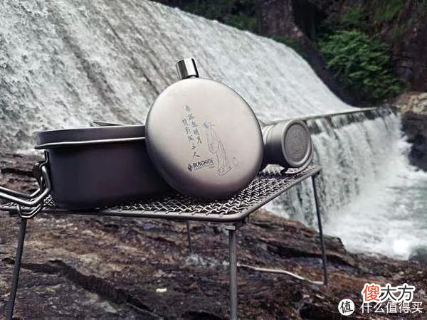 【就爱时尚】折腾了几张户外桌后，我还是习惯便携小巧的