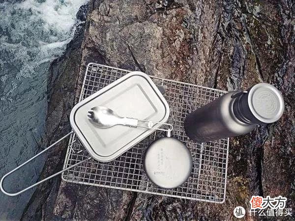 【就爱时尚】折腾了几张户外桌后，我还是习惯便携小巧的
