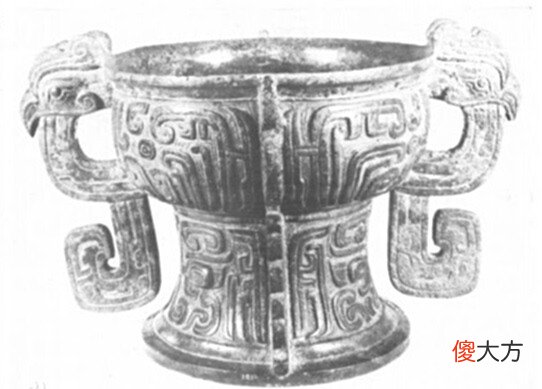 【历史故事】铜尊记录2895年前的“腐败”，全世界凑齐三套，竟成最早的连载小说