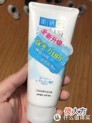 【就爱时尚】夏季油皮洁面奶怎么选，从氨基酸到水杨酸，多方位测评