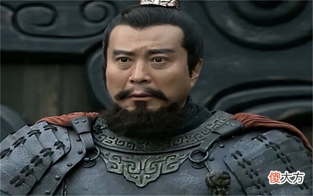 【历史故事】刘协一生最无奈的两句话，一句让曹操如惊弓之鸟，一句却贻笑千年